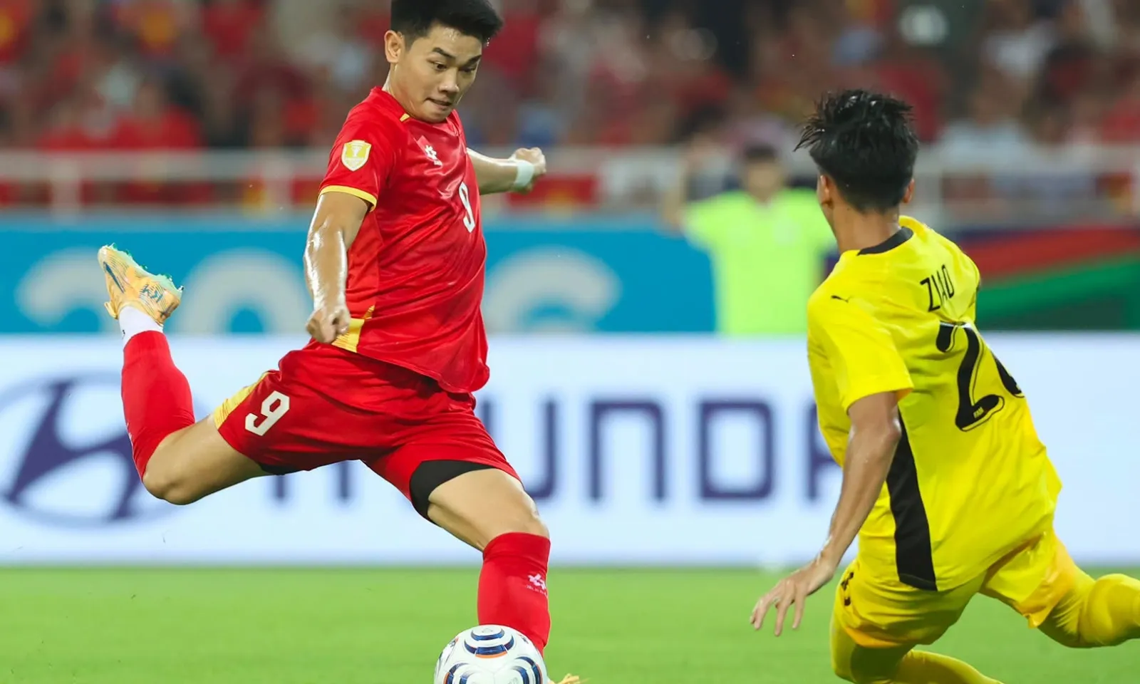 TRỰC TIẾP Việt Nam 0-0 Malaysia (Hiệp 2): Văn Hậu bị từ chối bàn thắng