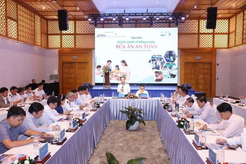 TPHCM tăng cường kiểm soát an toàn thực phẩm từ trang trại đến bàn ăn