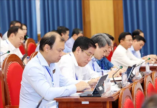 Các học viên Lớp bồi dưỡng, cập nhật kiến thức đối với Uỷ viên Ban Chấp hành Trung ương Đảng khoá XIV (Lớp thứ nhất) (Nguồn: Phương Hoa/TTXVN)