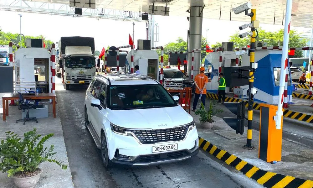 Cục Đường bộ Việt Nam đề nghị rà soát việc thu phí ví điện tử liên kết tài khoản giao thông