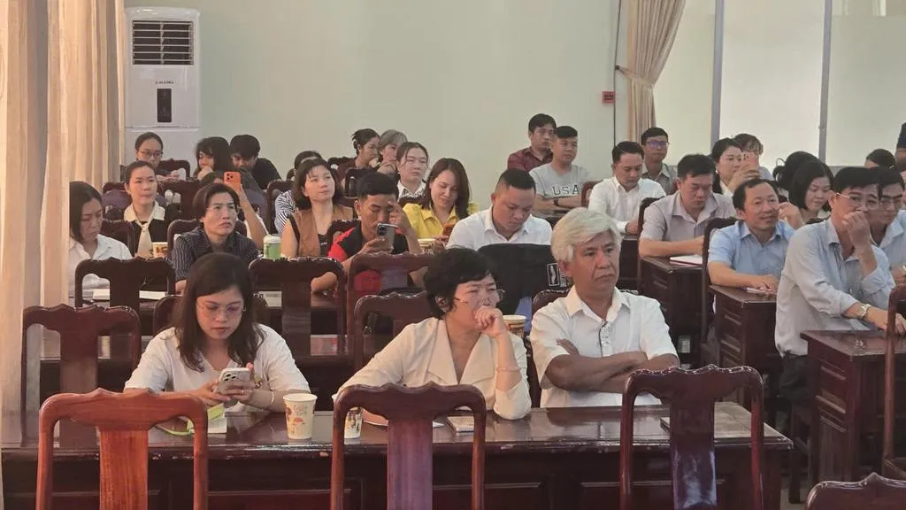 Triển khai mô hình "Tick xanh trách nhiệm" trong quản lý suất ăn học đường tại Lái Thiêu