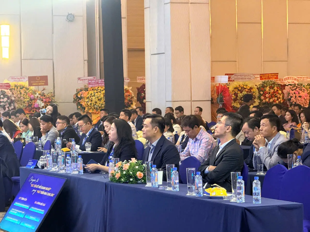 Diễn đàn kinh tế tư nhân Việt Nam (VPSF) 2026: Liên kết nội lực phía Nam - từ kết nối hạ tầng đến chuỗi giá trị thực chất - Ảnh 3. Diễn đàn kinh tế tư nhân Việt Nam (VPSF) 2026: Liên kết nội lực phía Nam - từ kết nối hạ tầng đến chuỗi giá trị thực chất - Ảnh 3.