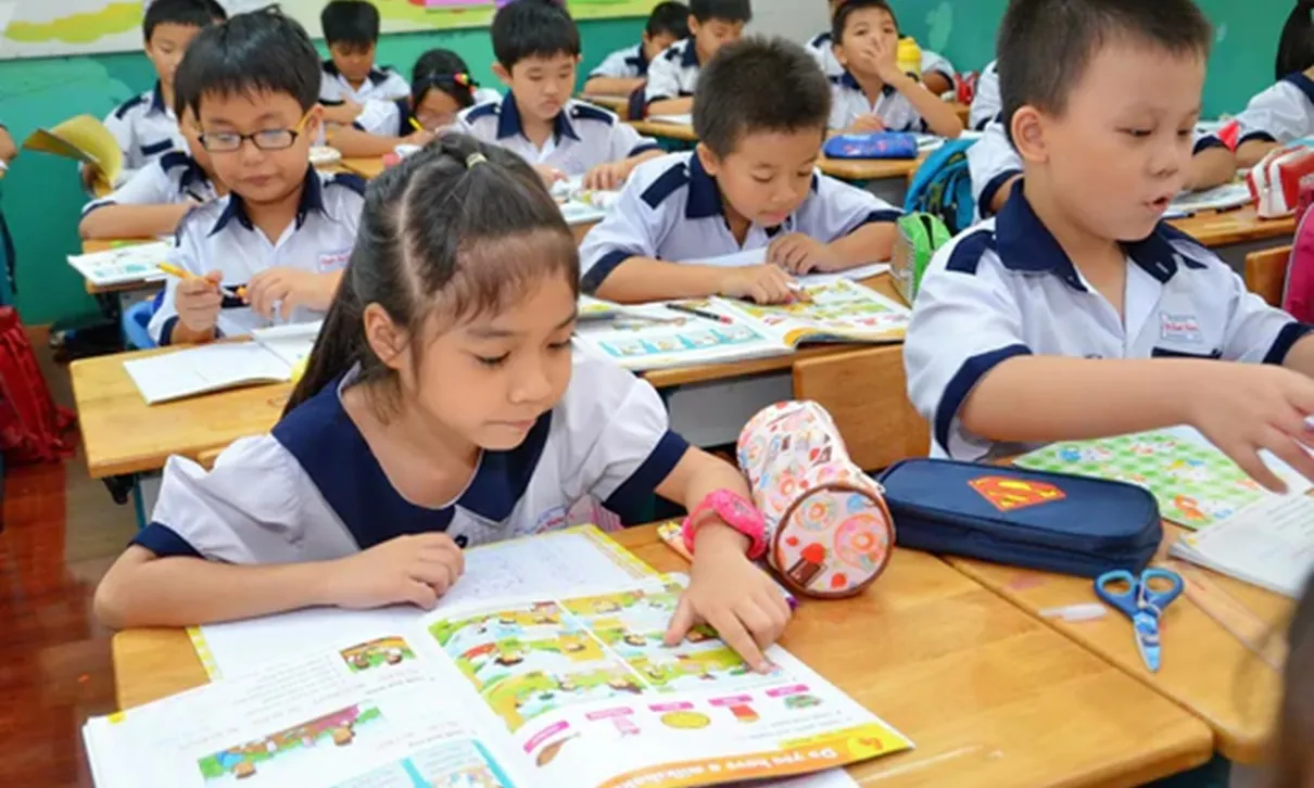 Tiếng Anh có thể học bắt buộc từ lớp 1