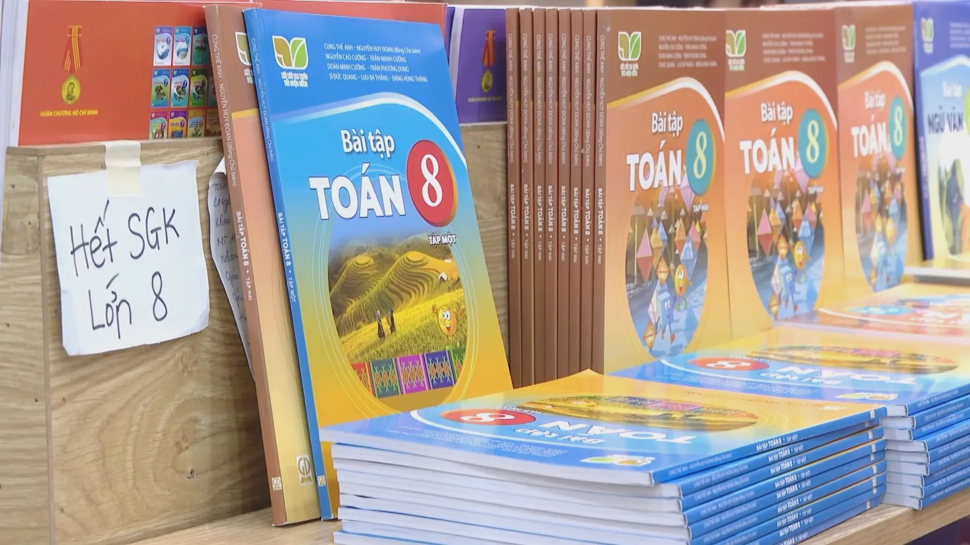 Tình trạng thiếu sách giáo khoa tập trung nhiều ở các khối đầu cấp-h2