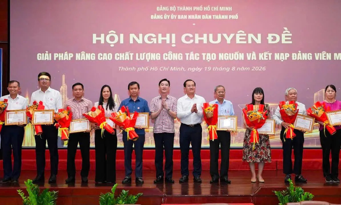 Nâng cao chất lượng phát triển đảng viên