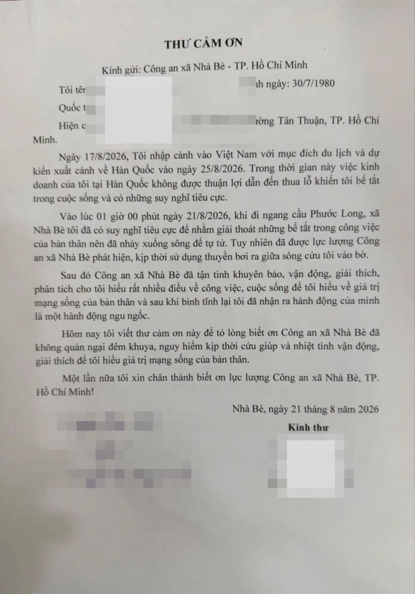 Thư cảm ơn của người đàn ông Hàn Quốc gửi đến Công an xã Nhà Bè - Ảnh: SGGP