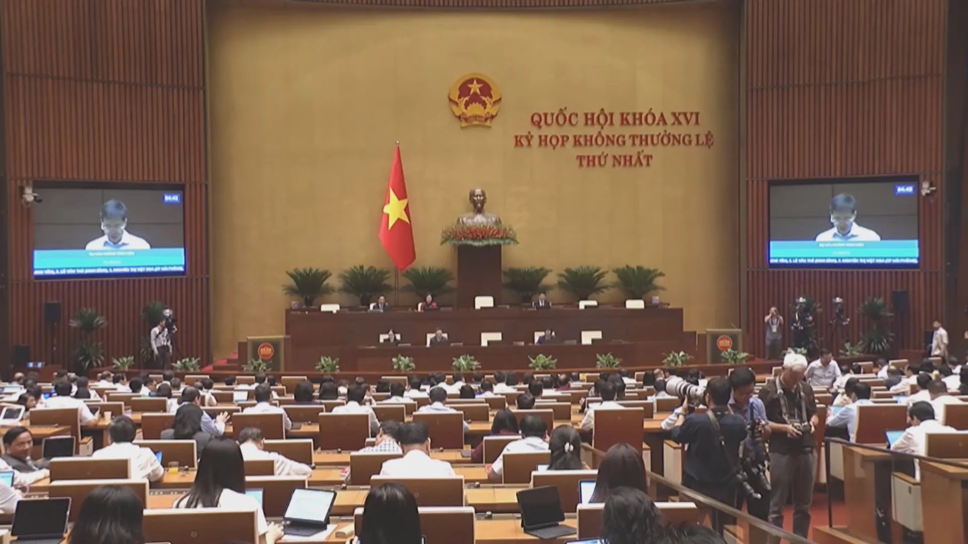 Đại biểu Quốc hội đề nghị bảo đảm sinh kế người dân sau thu hồi đất - Ảnh 1.