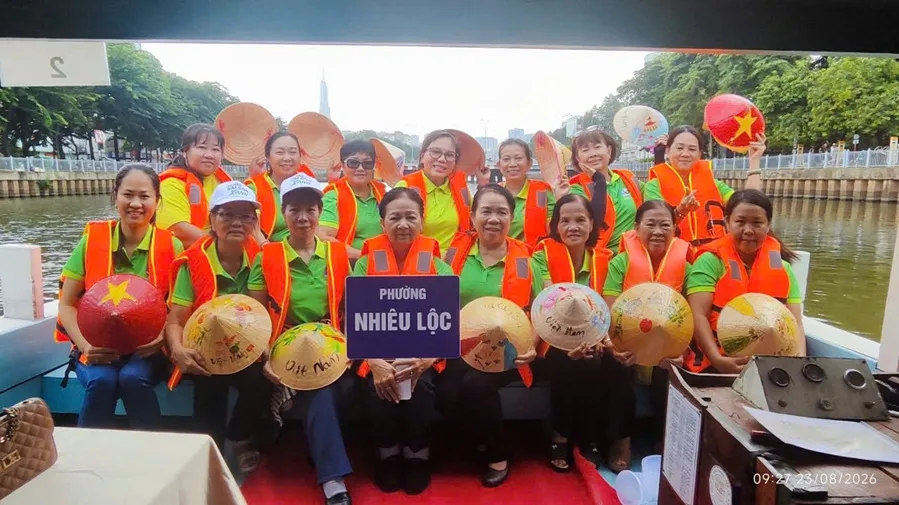 Anh 15 chi hoi phu nu phuong Nhieu Loc