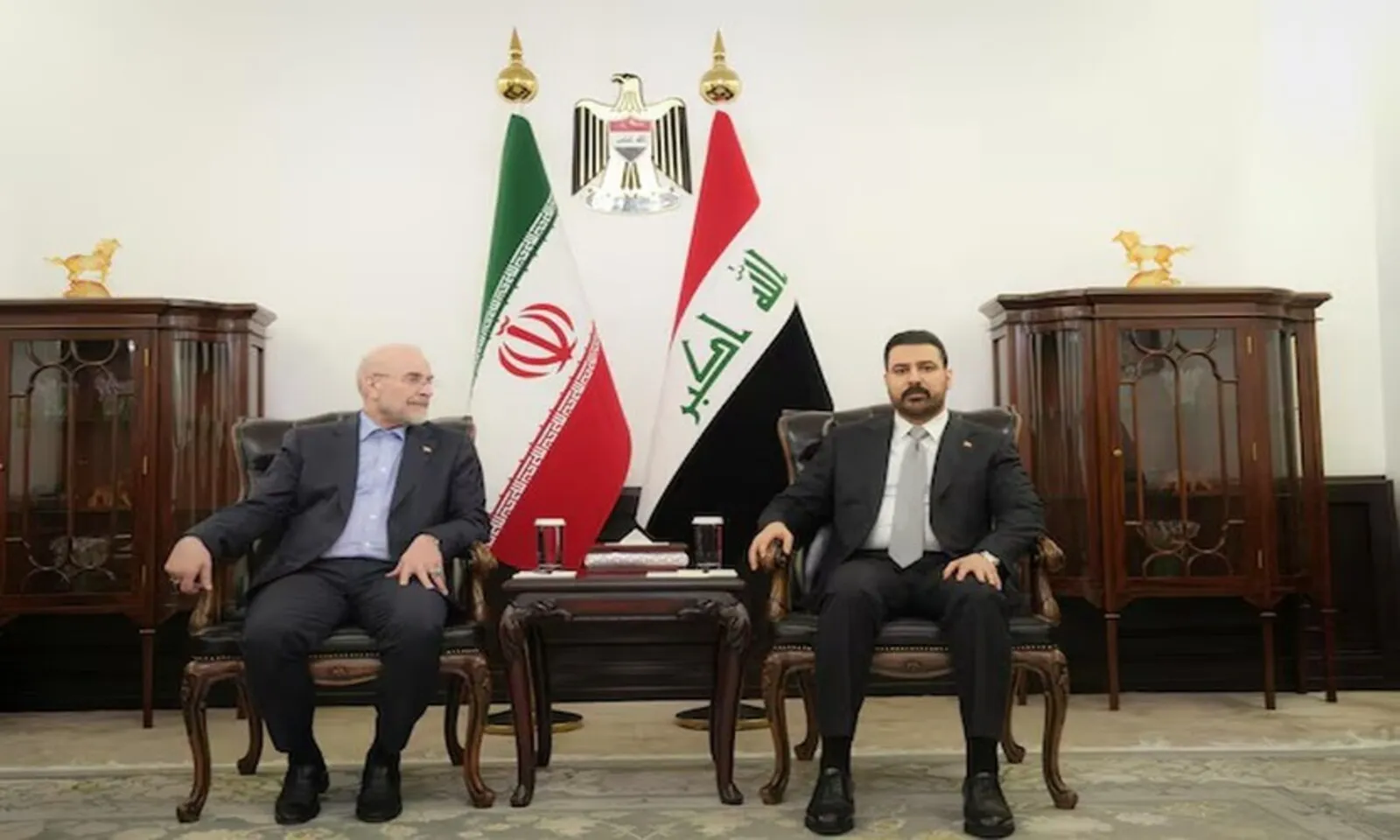 Iran cho phép một số tàu dầu Iraq đi qua eo biển Hormuz - Ảnh 1