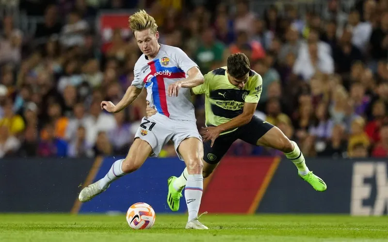 de-jong-man-city-barca