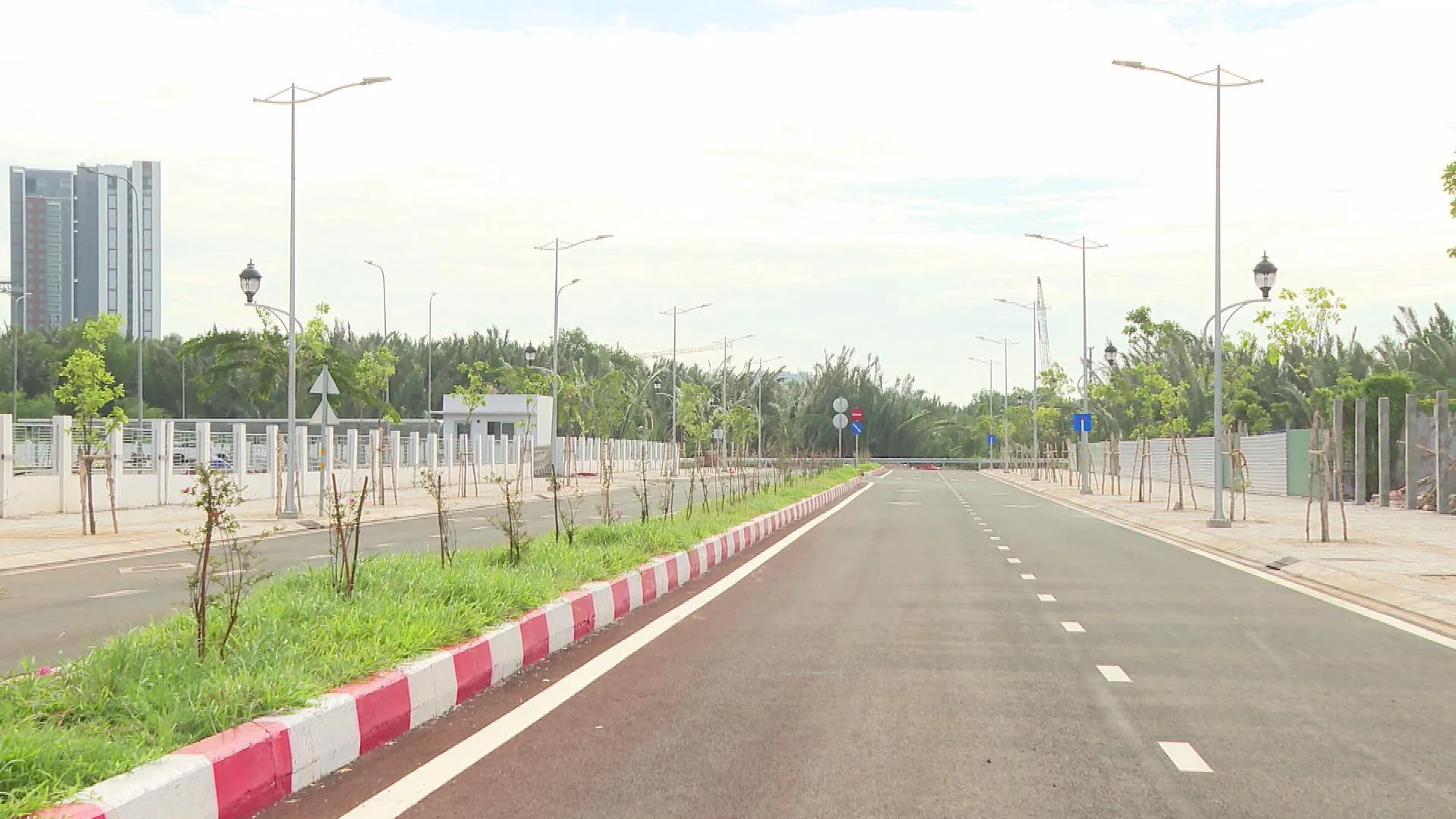 TP. Hồ Chí Minh - Bứt phá hạ tầng giao thông: Động lực mới cho vùng ngoại thành - Ảnh 4.