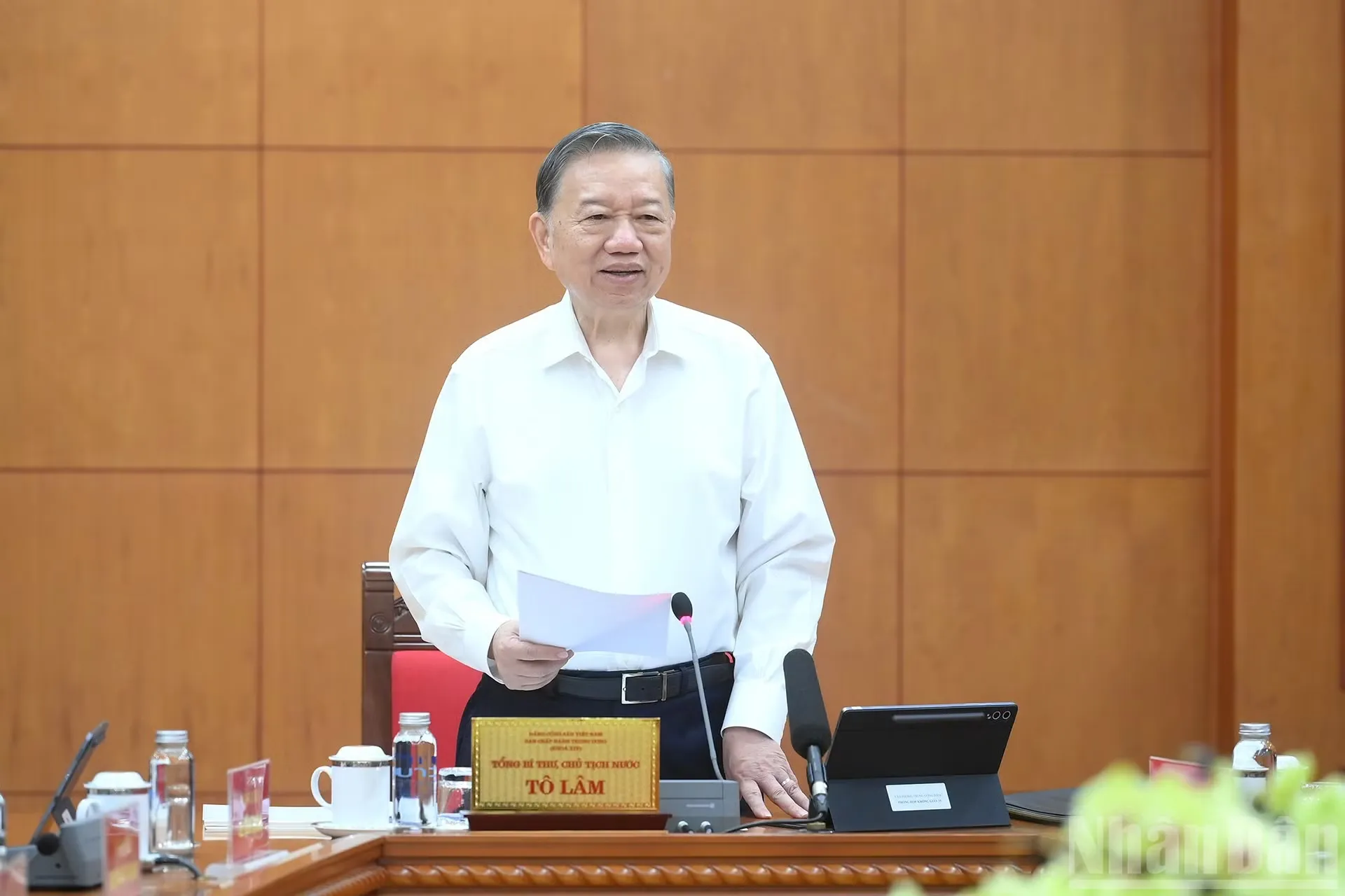 Tổng Bí thư, Chủ tịch nước Tô Lâm làm việc với các cơ quan liên quan về đánh giá kết quả 1 năm triển khai thực hiện Nghị quyết số 71-NQTW - Ảnh 1