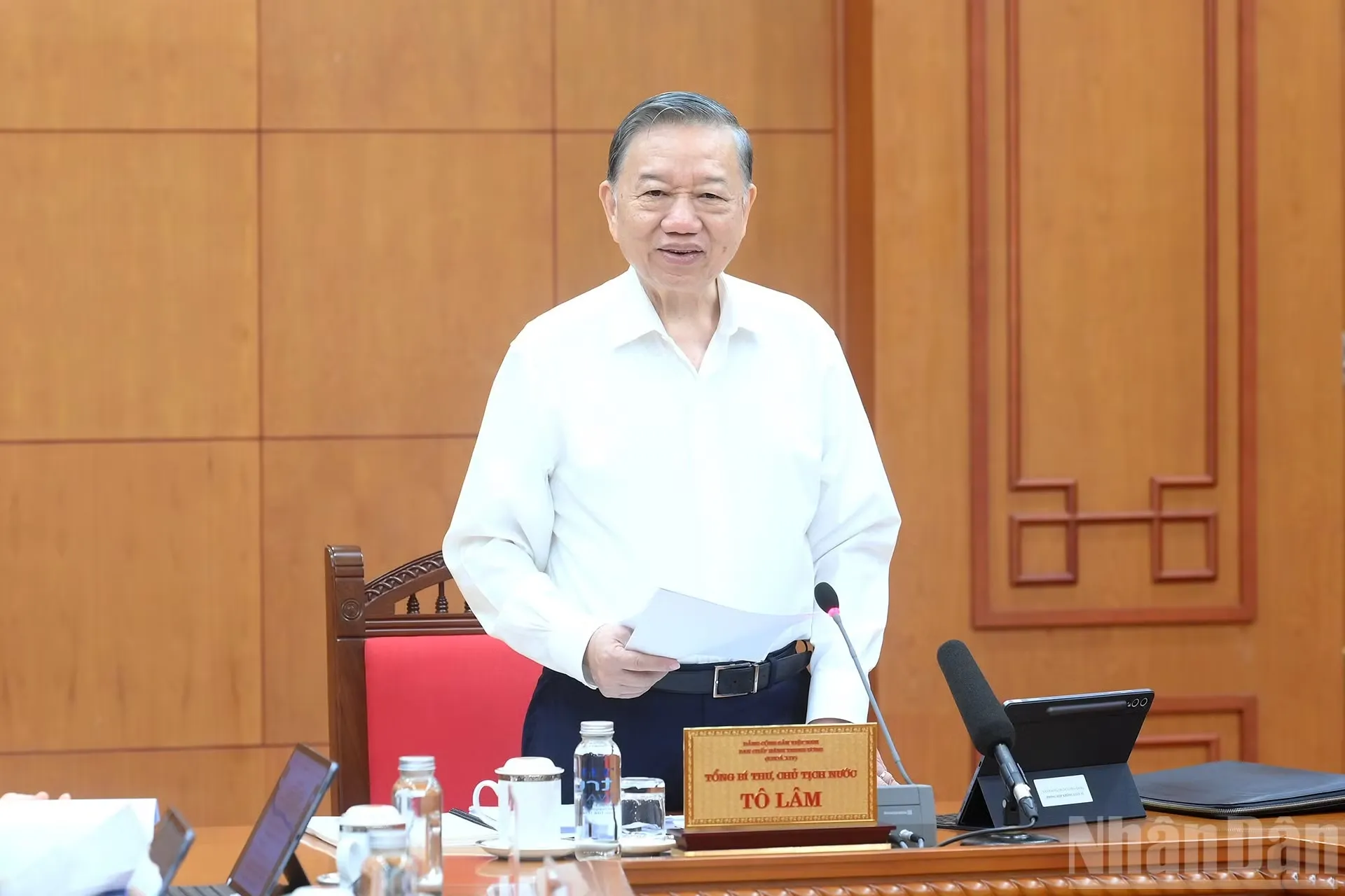 Tổng Bí thư, Chủ tịch nước Tô Lâm làm việc với các cơ quan liên quan về đánh giá kết quả 1 năm triển khai thực hiện Nghị quyết số 71-NQTW - Ảnh 8