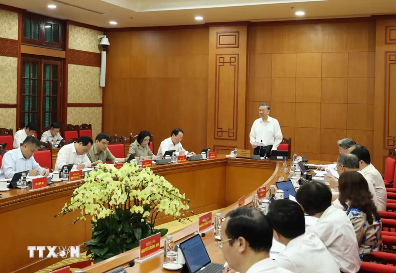 Tổng Bí thư, Chủ tịch nước Tô Lâm Phải tạo đổi mới thực chất từ bên trong ngành giáo dục - Ảnh 2