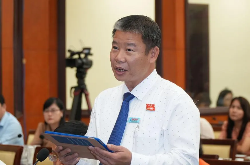 dai-bieu-tran-thanh-trong_20260827163847