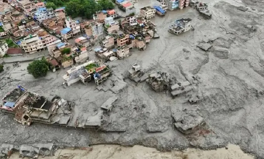 Quốc tế khẩn trương triển khai các biện pháp cứu hộ sau lũ quét ở Nepal