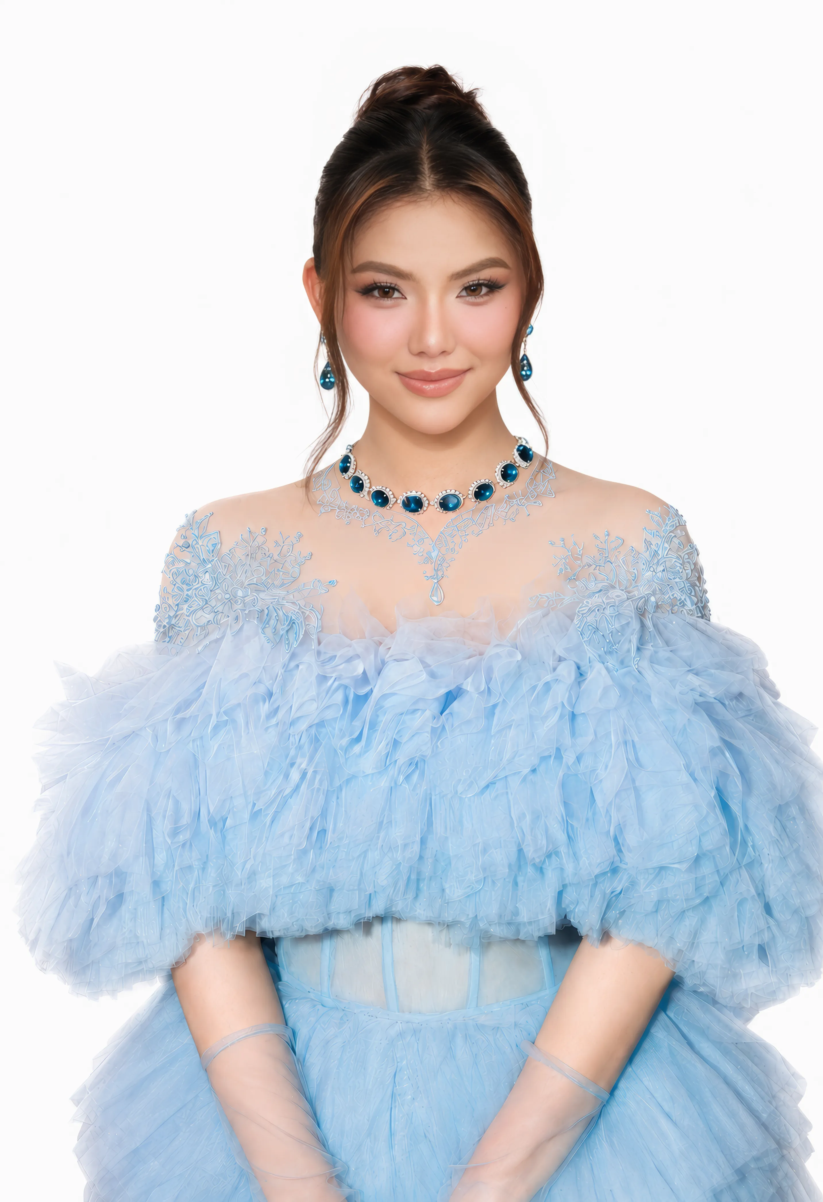MYRA TRẤN