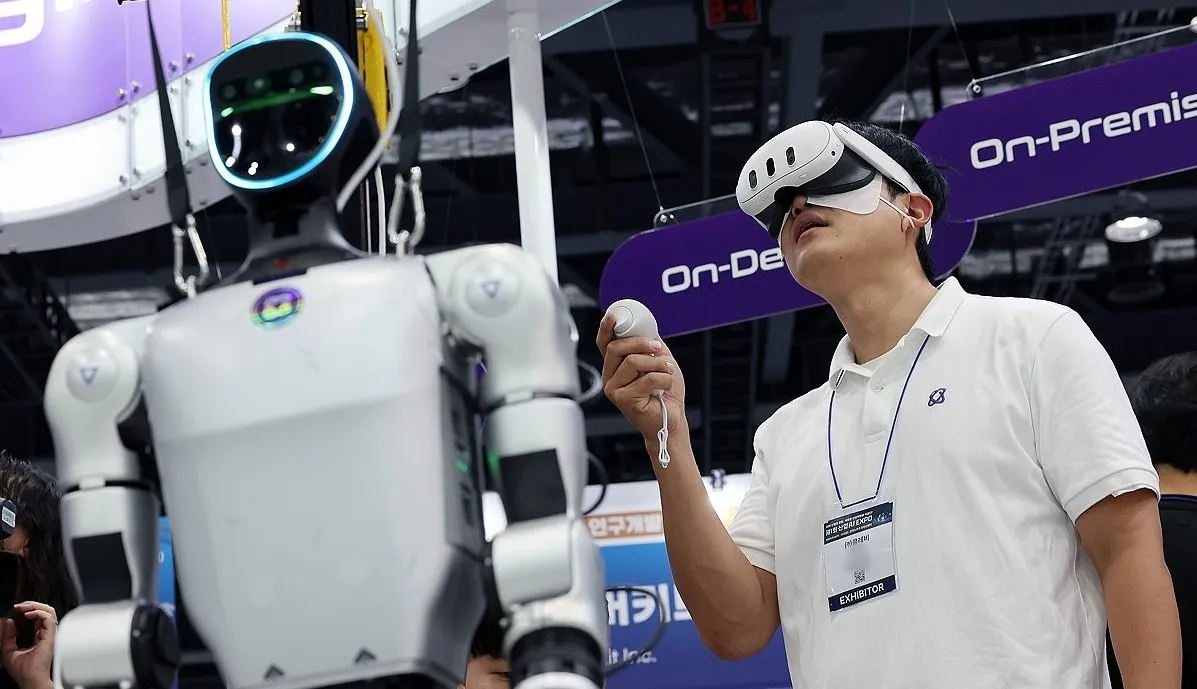 robot hinh nguoi