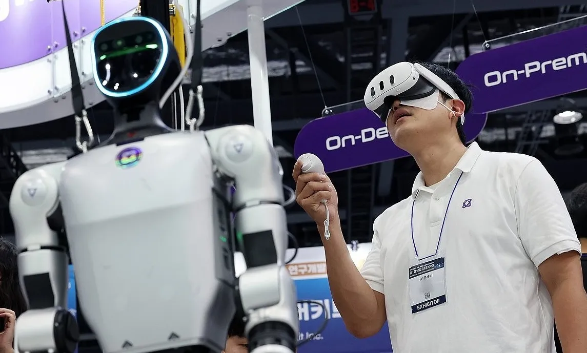 Hàn Quốc đầu tư 2.300 tỷ won thúc đẩy phát triển robot hình người