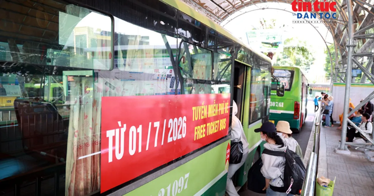 TP Hồ Chí Minh tăng chuyến xe buýt, metro dịp 2/9