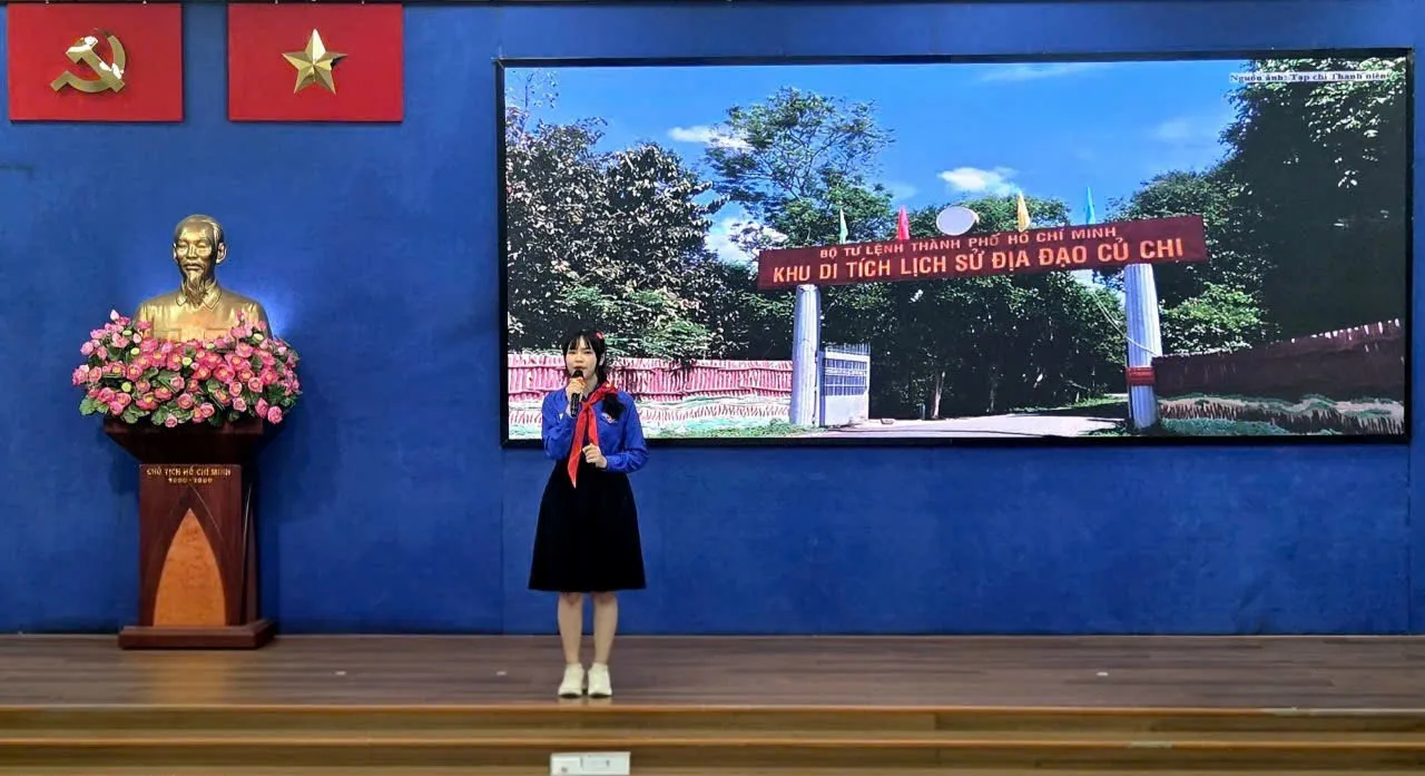 Thí sinh Trần Hồng Anh Thy – Bí thư Chi đoàn khu phố 17, phường Tân Tạo đạt giải nhất bảng B - Ảnh Bá Nam