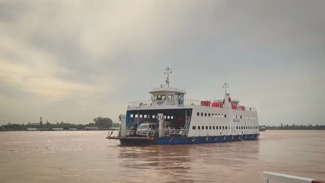 60 Giây Sáng ngày 30-82026 Người dân miền Tây ùn ùn về quê. ngã tư Đồng Tâm ùn ứ kéo dài - Ảnh 2