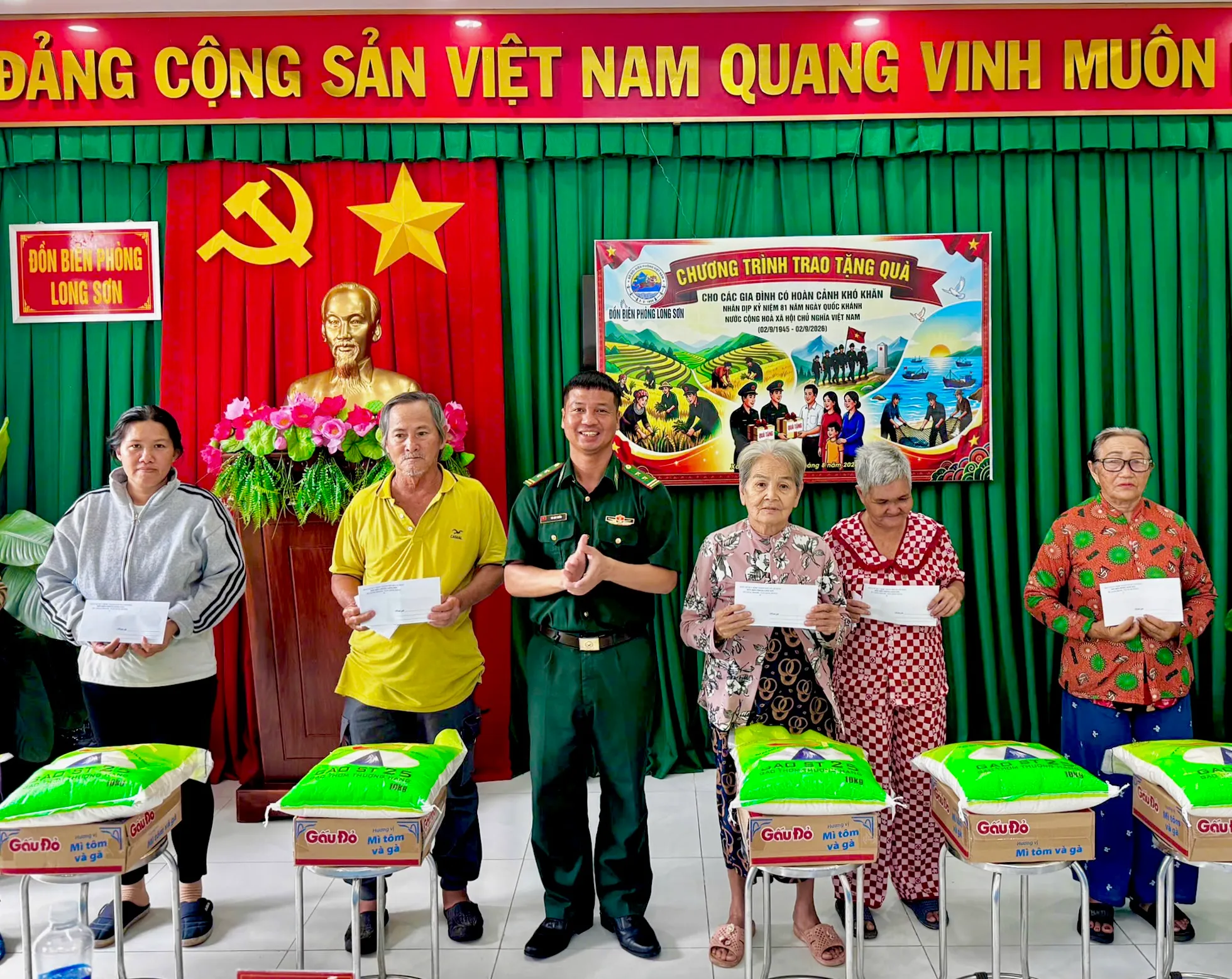 Anh 1 (2)