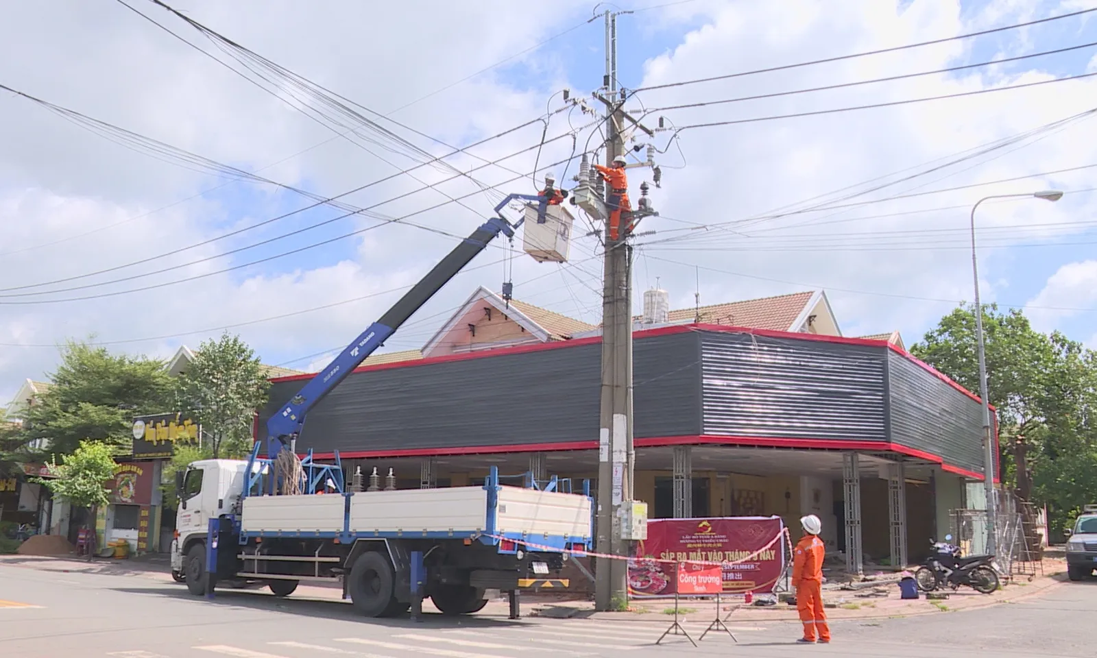 TP. Hồ Chí Minh bảo đảm cấp điện an toàn, ổn định dịp Quốc khánh 2/9