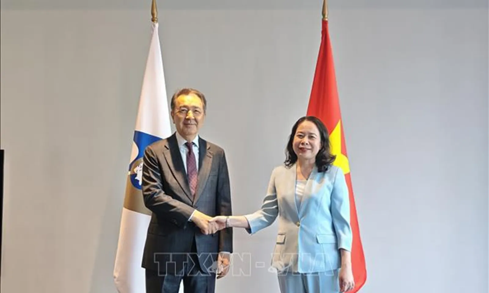 Phó Chủ tịch nước Võ Thị Ánh Xuân thúc đẩy hợp tác tại Kyrgyzstan