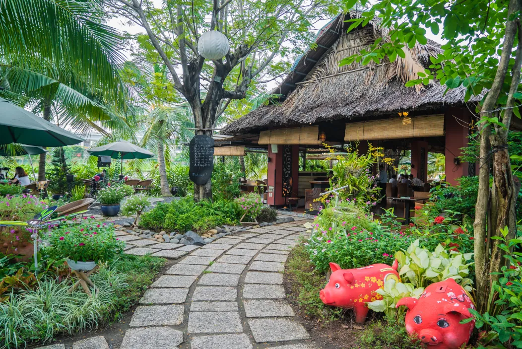Một góc khu du lịch Văn Thánh và khu du lịch Bình Quới hiện nay (Ảnh: Website Khu Du lịch Bình Quới)