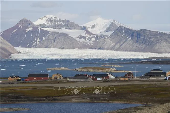 Một góc quần đảo Svalbard, cách đất liền Na Uy 850 km về phía Bắc. Ảnh minh họa: AFP/TTXVN (Ảnh không được phép sử dụng, chia sẻ bởi bên thứ ba)