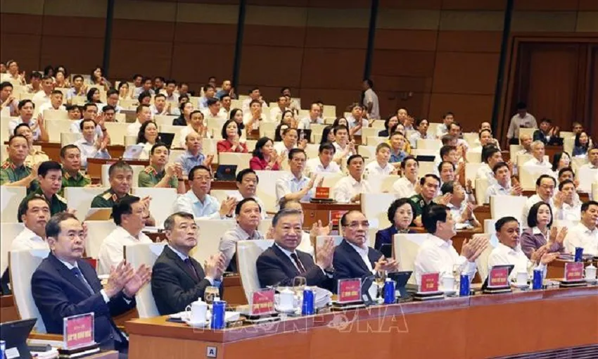 Hội nghị toàn quốc nghiên cứu, học tập, quán triệt và triển khai thực hiện một số Nghị quyết, Chỉ thị của Bộ Chính trị