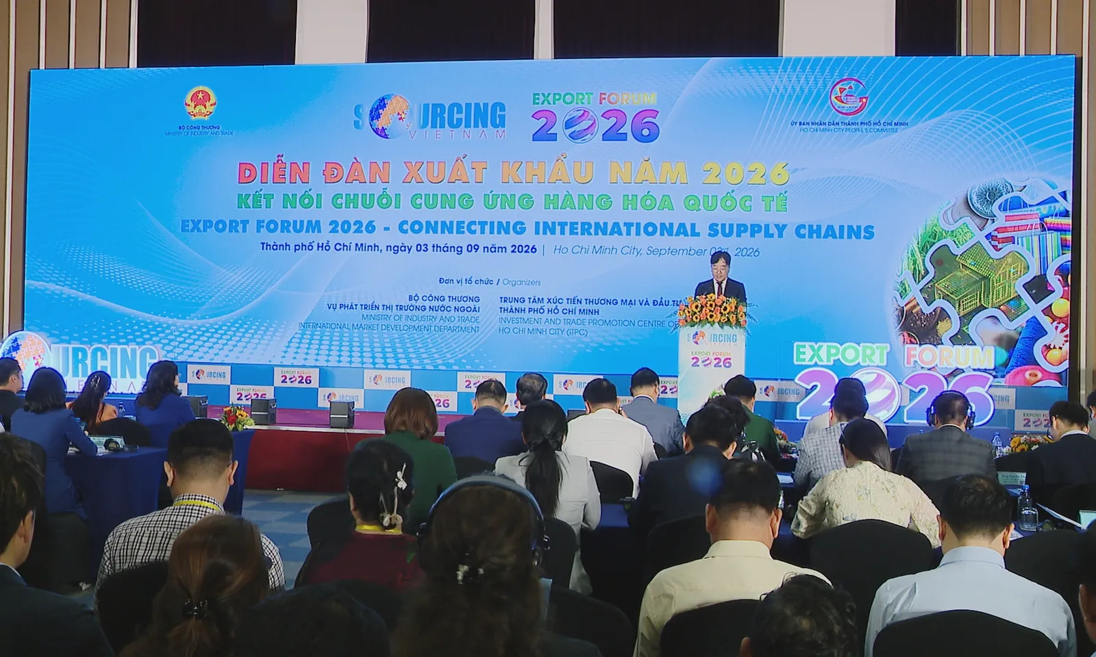 Khai mạc Diễn đàn Xuất khẩu 2026 đạt 1.800 cuộc kết nối B2B ngay trong ngày đầu