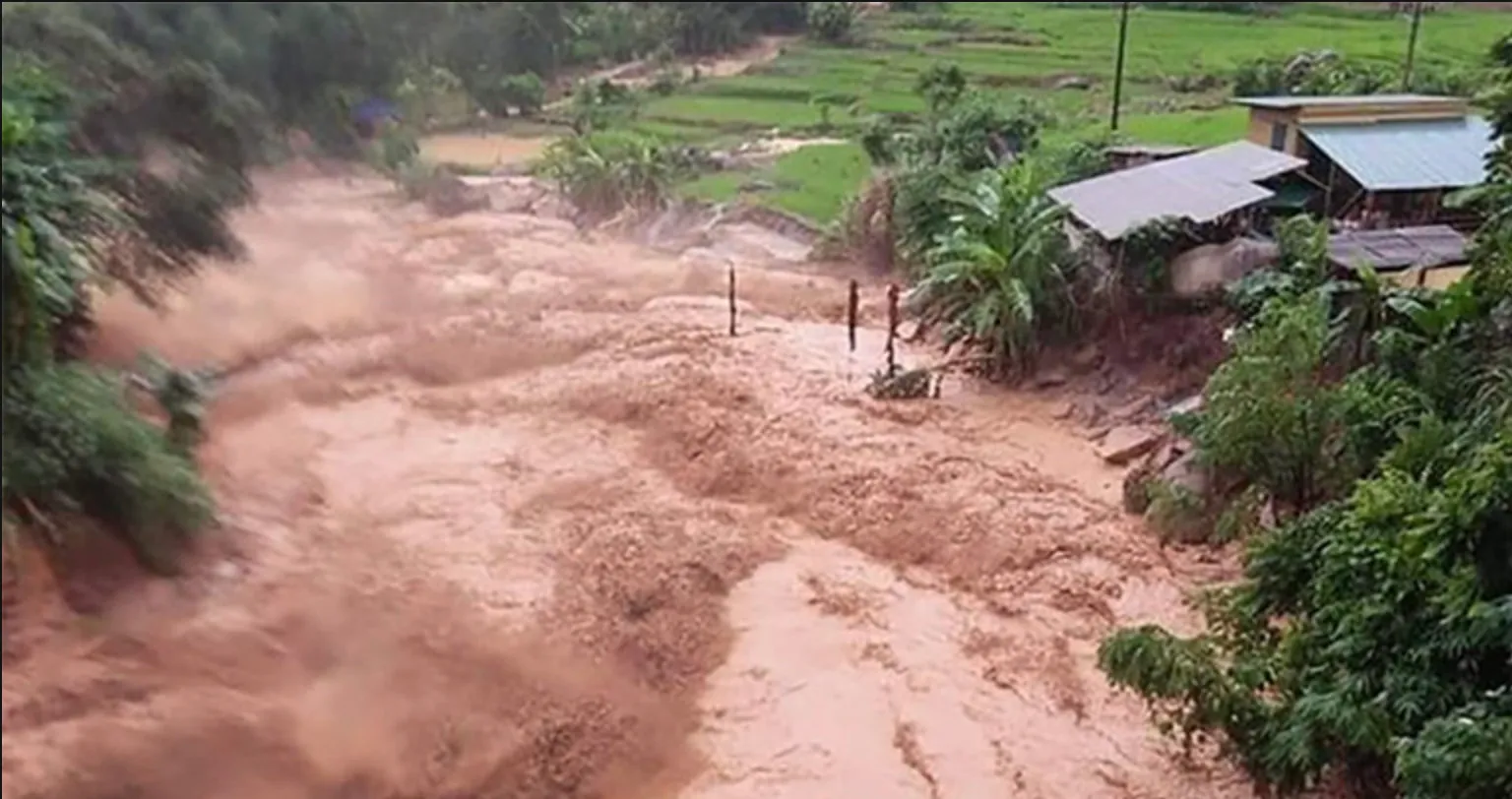 Mưa lớn kéo dài làm gia tăng nguy cơ lũ quét, sạt lở đất tại nhiều khu vực ở tỉnh Gia Lai
