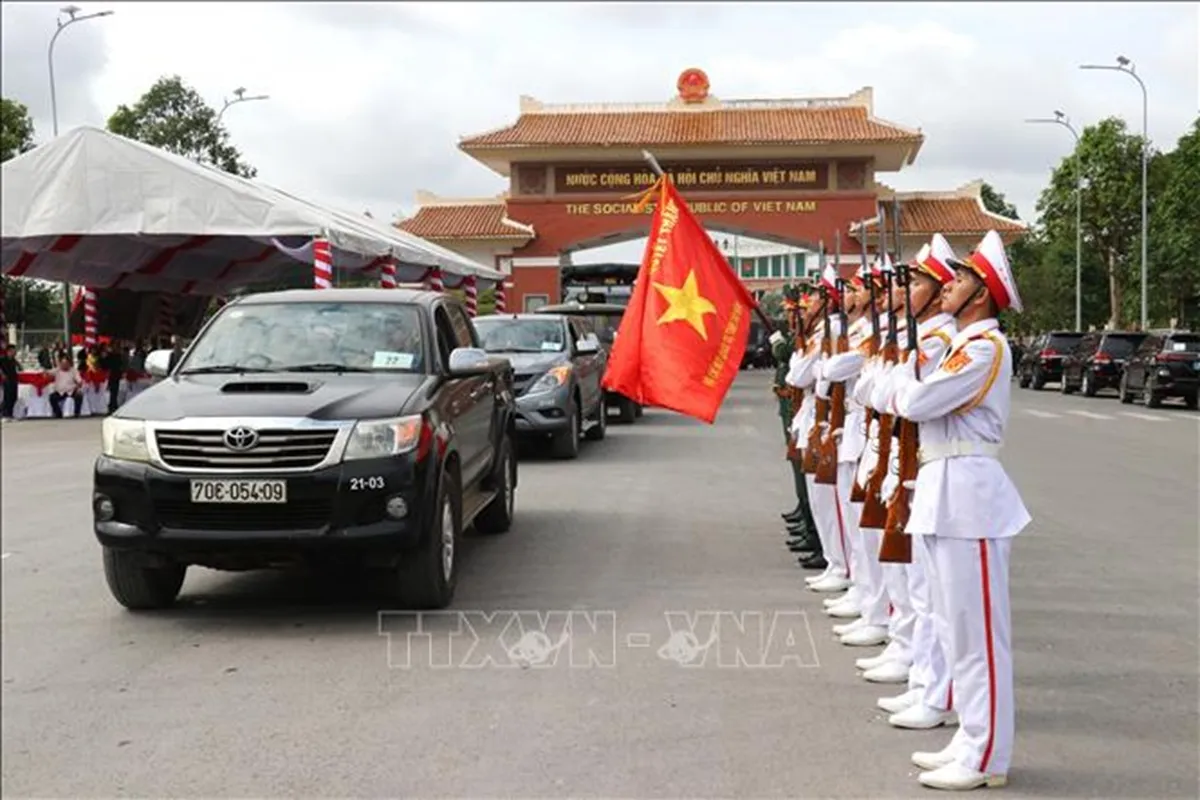tay-ninh3-040926