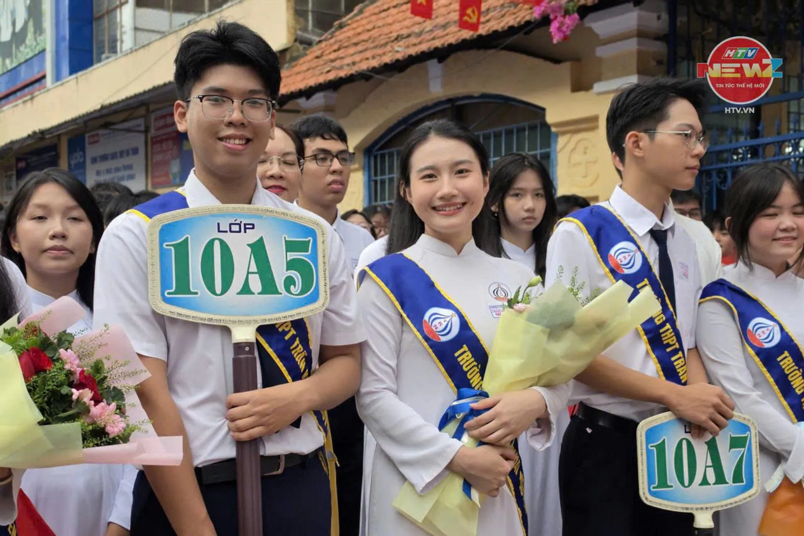 Khai giảng năm học 2026 - 2027 tại TP. Hồ Chí Minh: Năm học mới, khí thế mới, niềm tin mới - Ảnh 11. Khai giảng năm học 2026 - 2027 tại TP. Hồ Chí Minh: Năm học mới, khí thế mới, niềm tin mới - Ảnh 11.