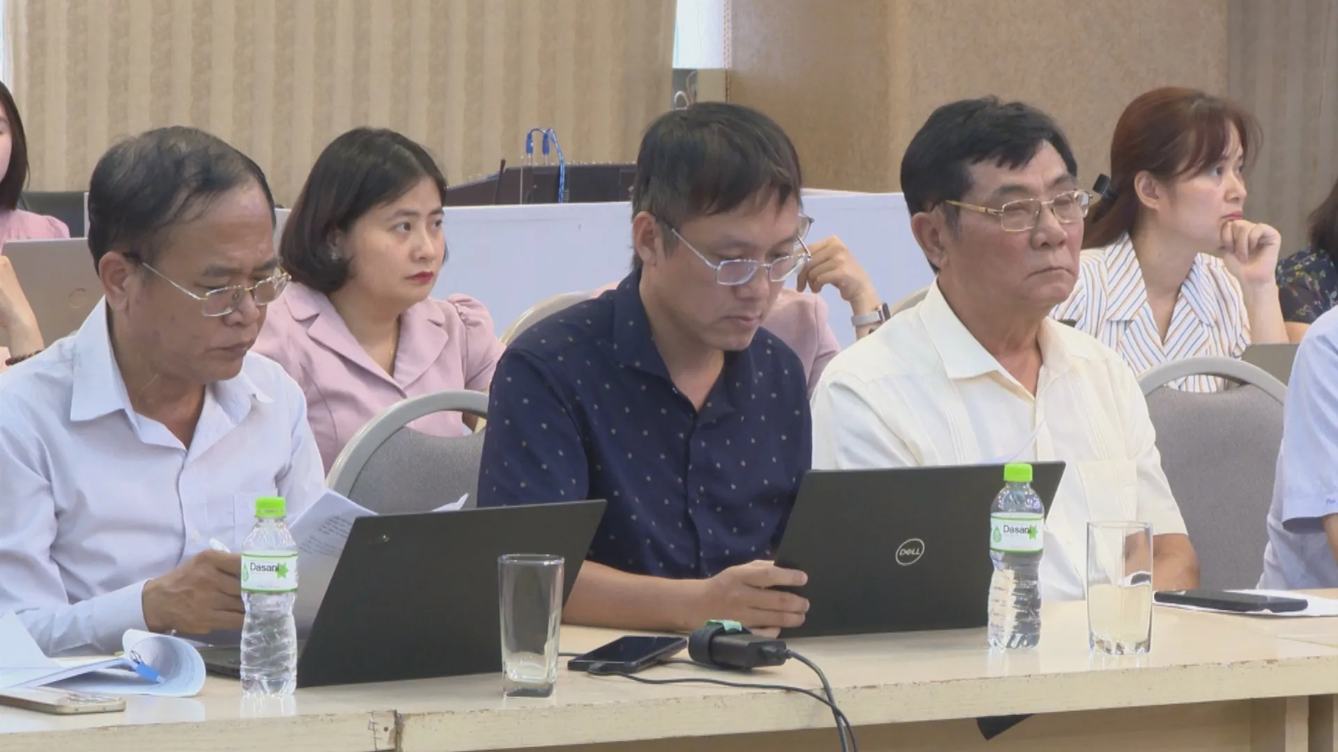 Đại diện cộng đồng doanh nghiệp, các ngành hàng tham dự hội thảo góp ý hoàn thiện dự thảo Luật An toàn thực phẩm (sửa đổi)