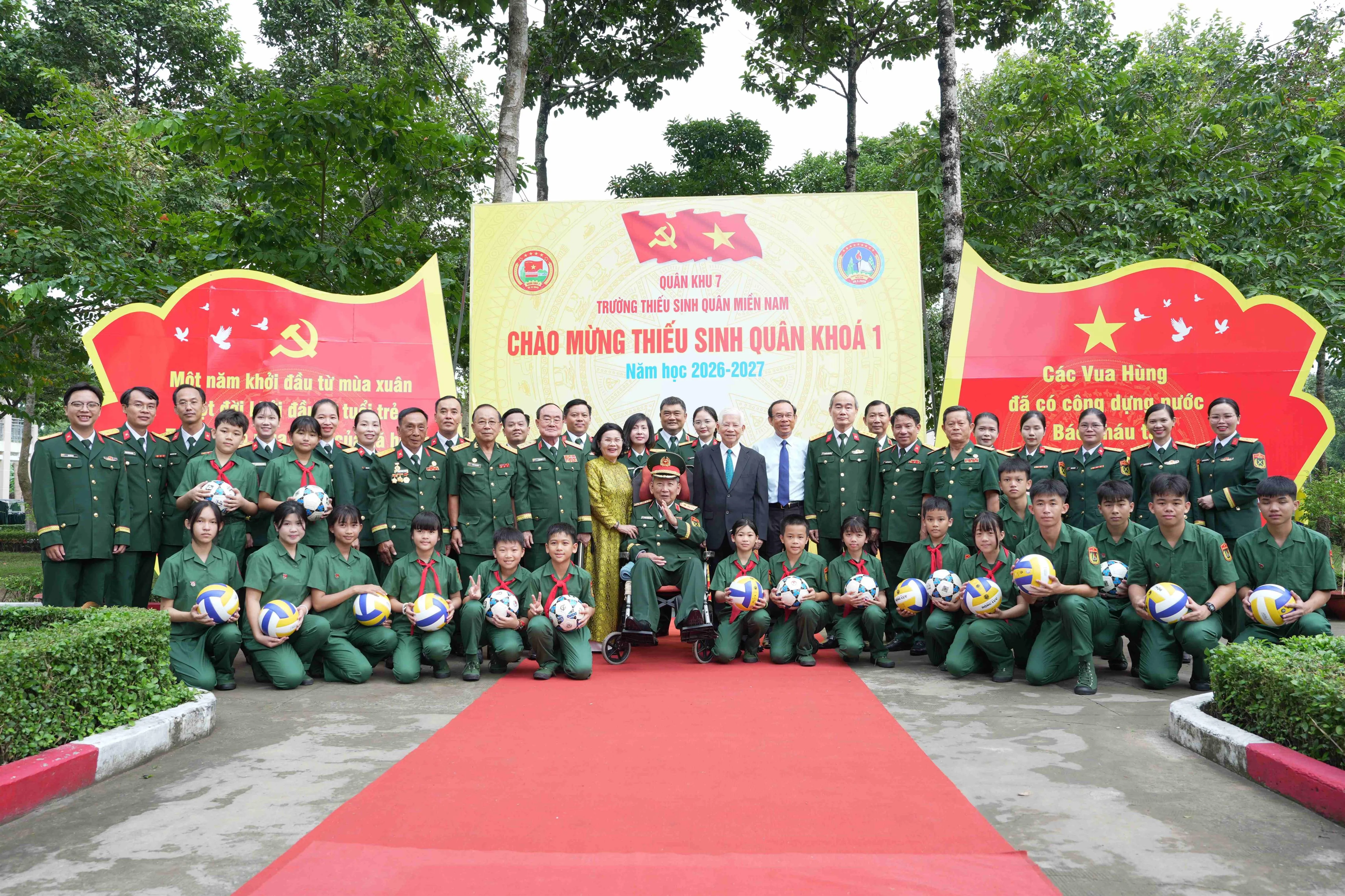 HUY03316