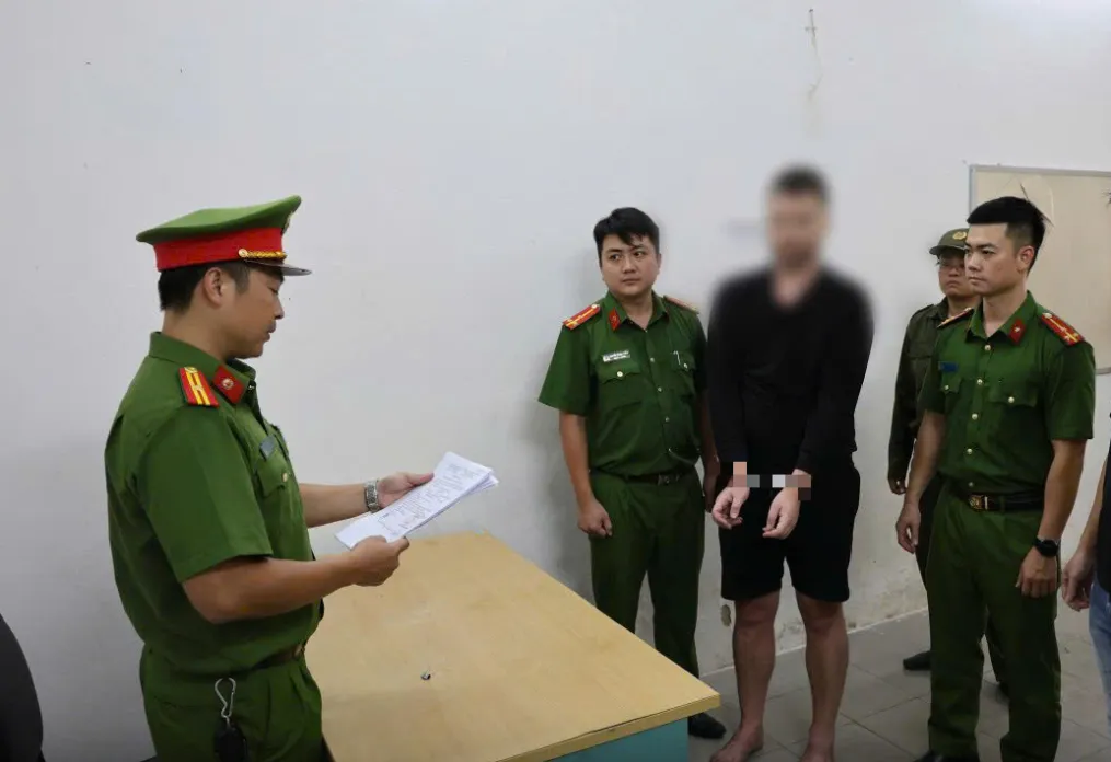 7-9-mo-dot-cao-diem-kiem-tra-nguoi-nuoc-ngoai-luu-tru-1-17887671928131974572753