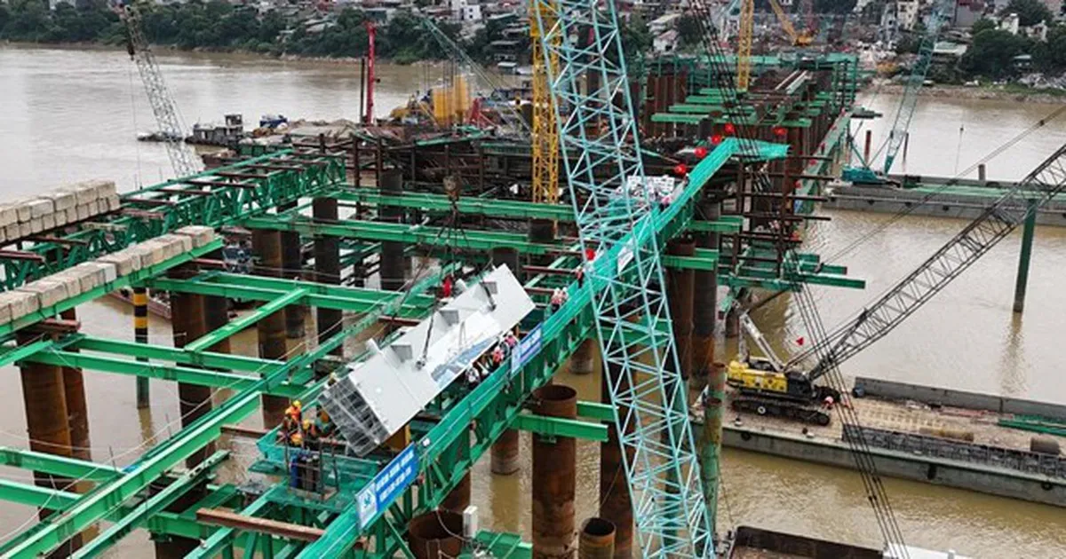 Cầu Trần Hưng Đạo - biểu tượng kiến trúc bắc qua sông Hồng