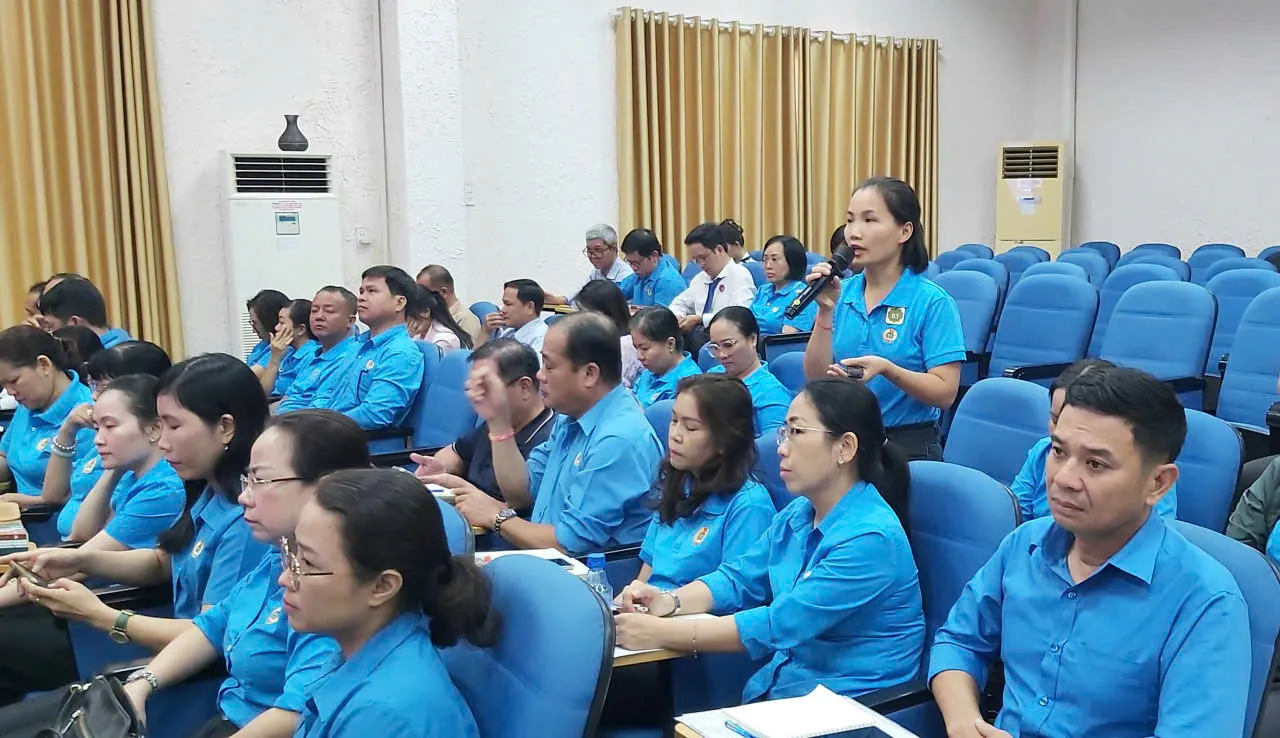 Doi thoai sau 1 nam 02