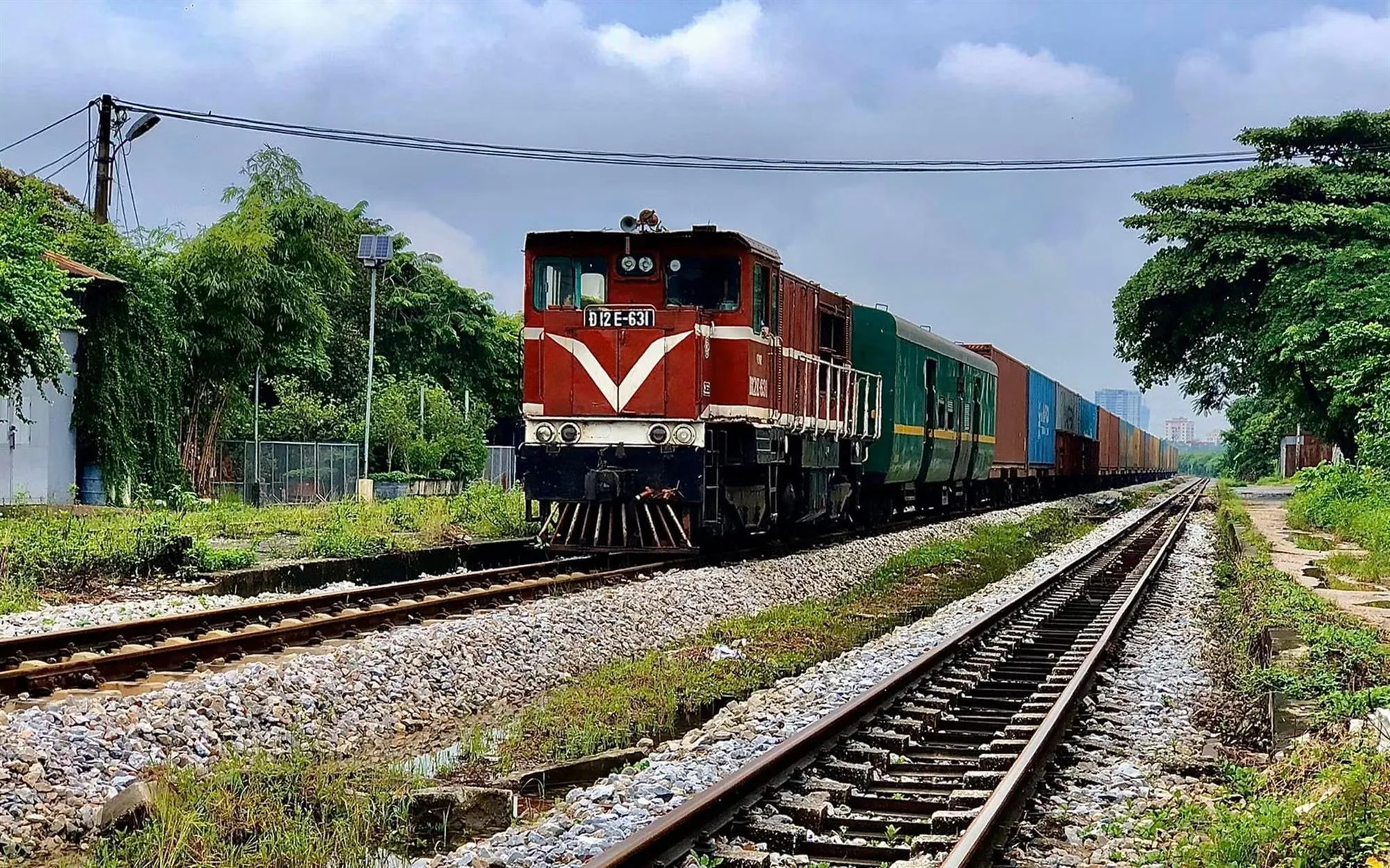 Dự thảo Quy hoạch các tuyến, ga đường sắt khu vực đầu mối thành phố Hà Nội, định hướng xây dựng 6 tuyến mới - Ảnh: Xây Dựng