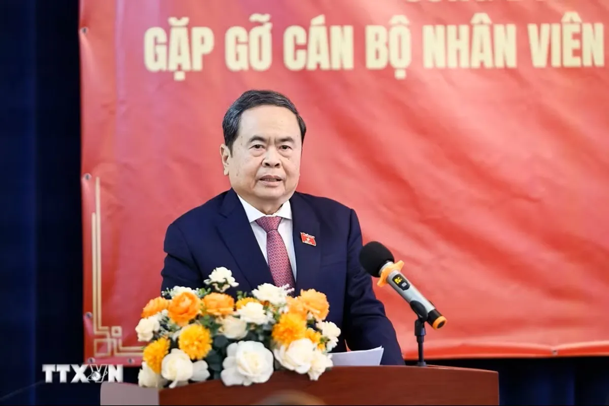 Chủ tịch Quốc hội thăm Mông Cổ