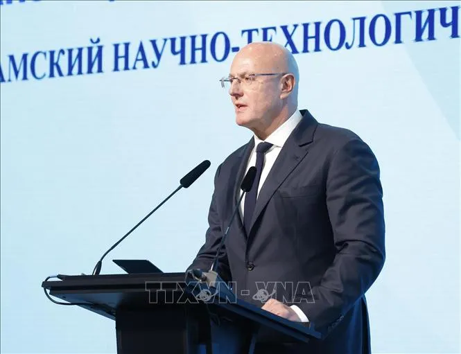 Phó Thủ tướng Nga Dmitry Chernyshenko phát biểu. Ảnh: Thống Nhất/TTXVN