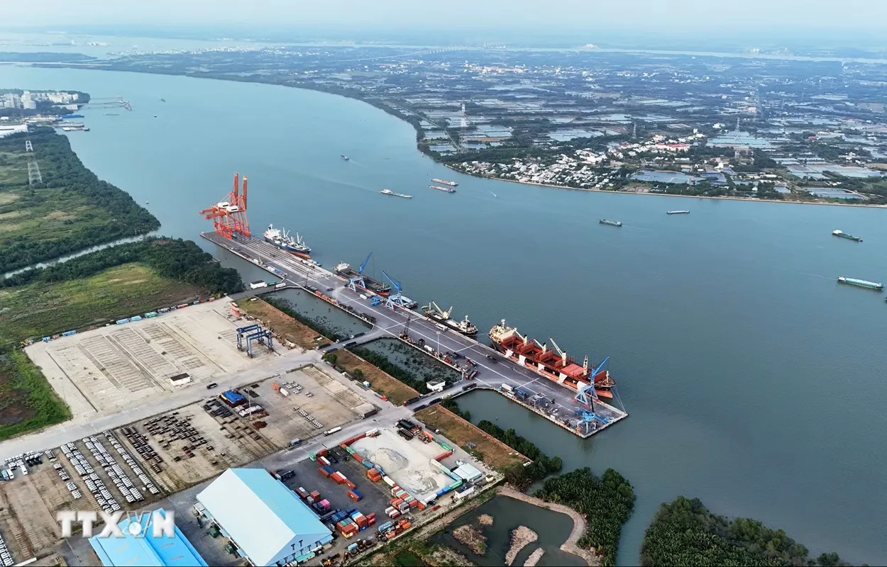 Thành phố Hồ Chí Minh khơi nguồn lực hướng ra biển lớn