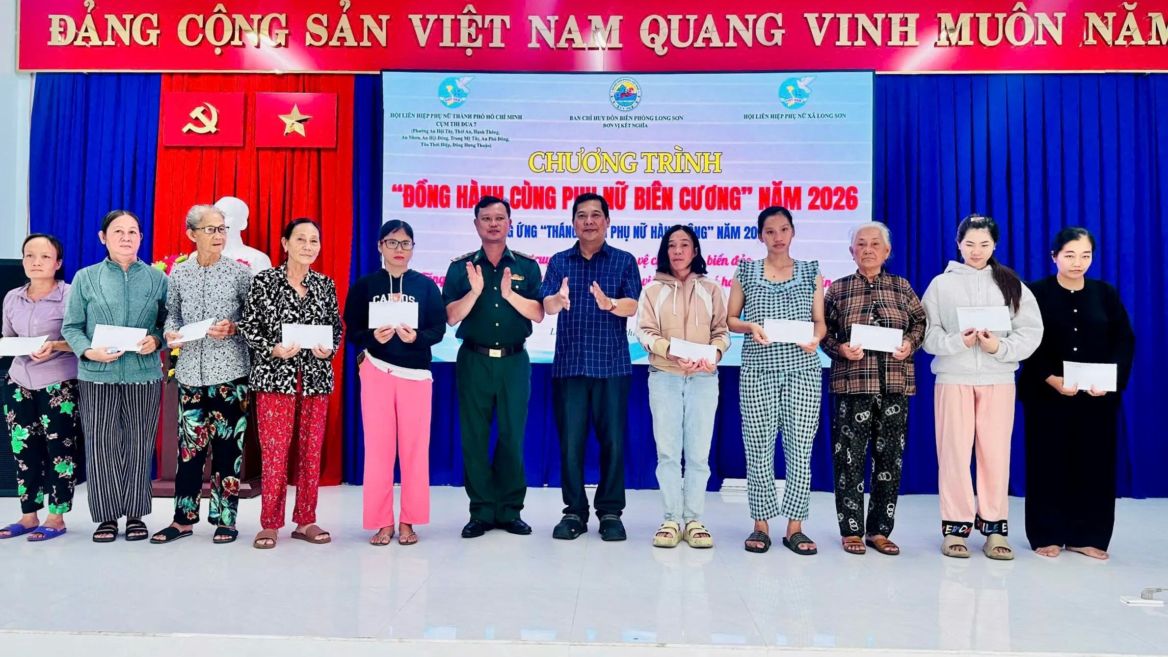 Anh 4