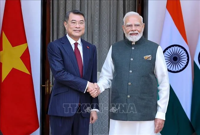 Thủ tướng Lê Minh Hưng gặp Thủ tướng Cộng hòa Ấn Độ Narendra Modi. Ảnh: Dương Giang/TTXVN