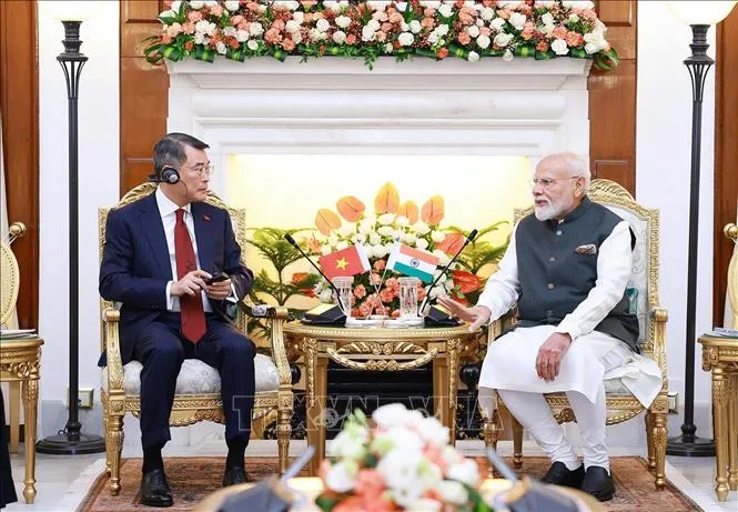 Thủ tướng Lê Minh Hưng gặp Thủ tướng Cộng hòa Ấn Độ Narendra Modi. Ảnh: Dương Giang/TTXVN
