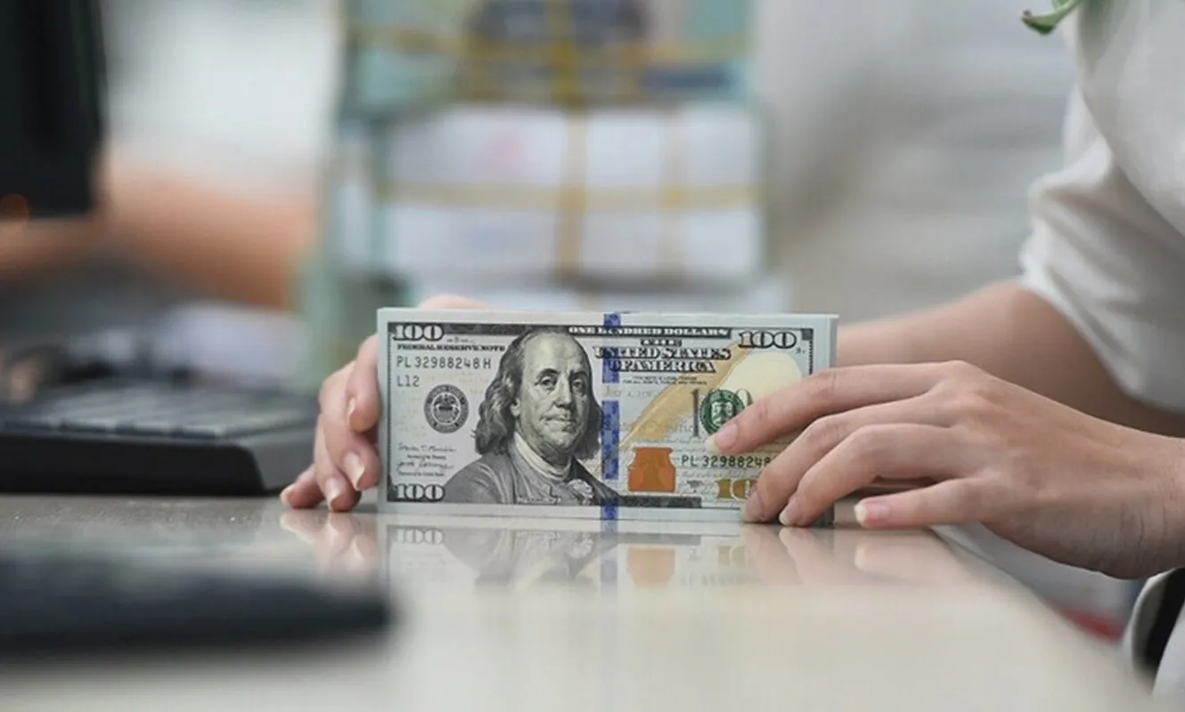 Tỷ giá ngày 13/9: Ngoại tệ đứng giá