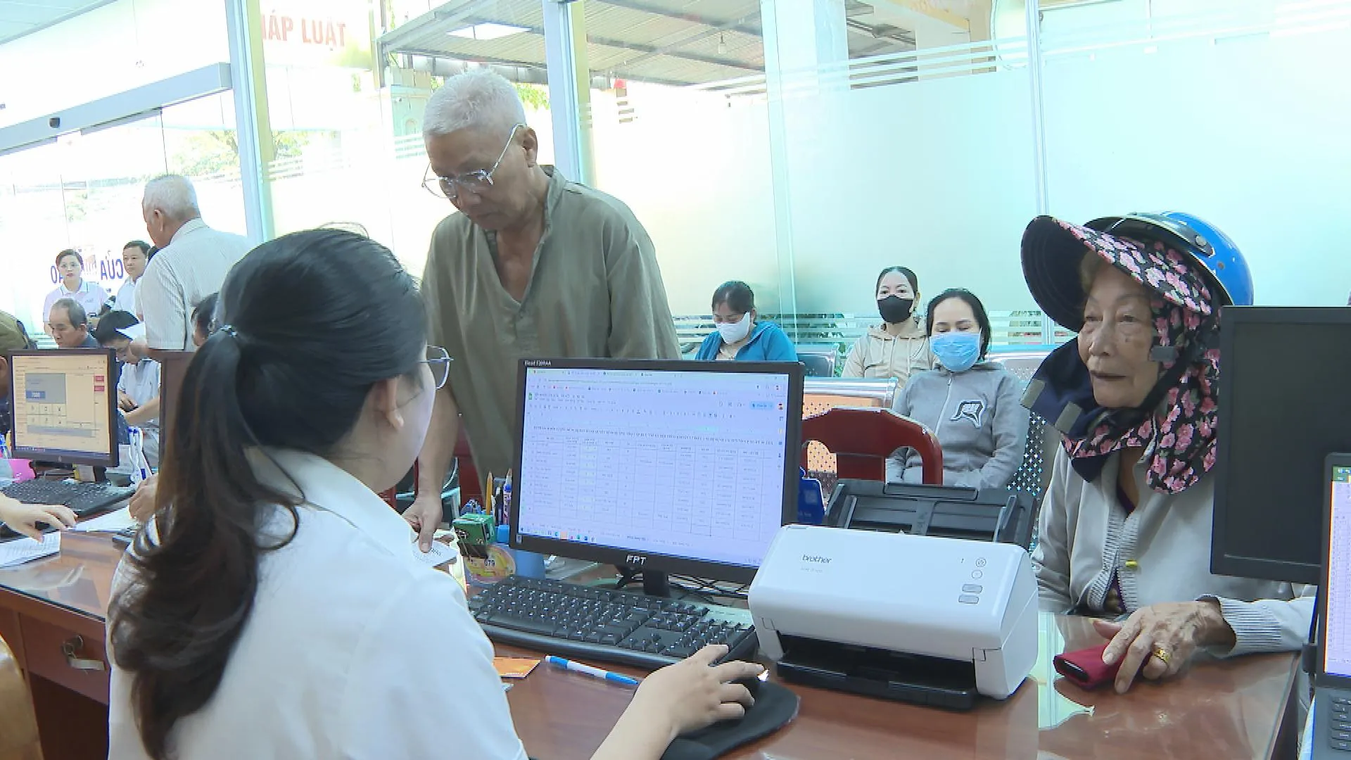 TP. Hồ Chí Minh: tập trung tối ưu hóa mô hình chính quyền địa phương hai cấp  - Ảnh 2.